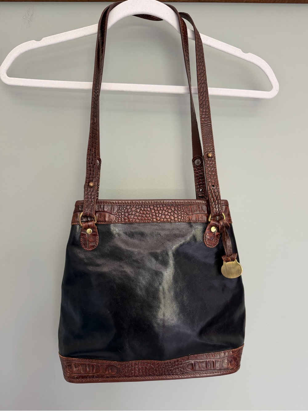 Vintage Brahmin Tuscan Classic Black Crocodile Brown Leather Shoulder Bag